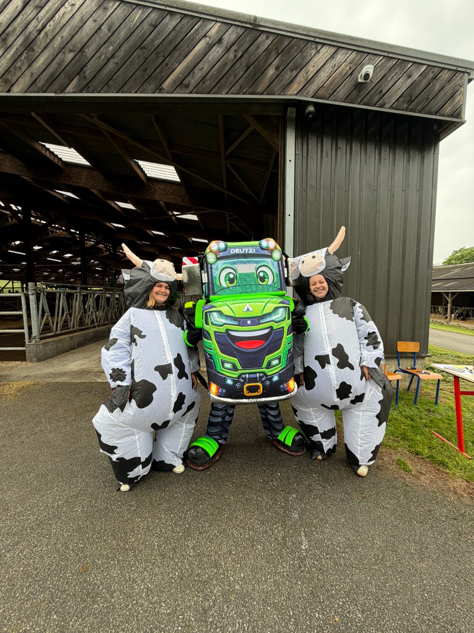 Mascotte Tracteur — Marque agricole